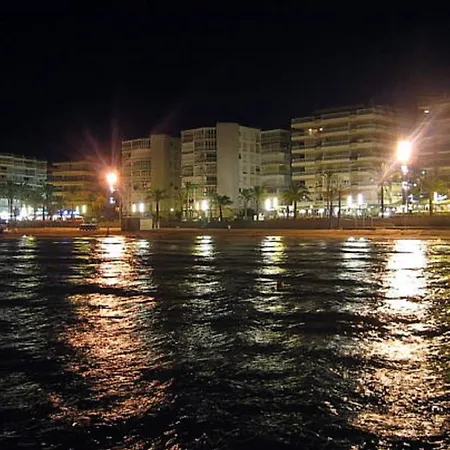 Pentathlon 2 Planet Apartment Salou