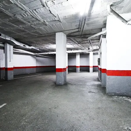 Pentathlon 2 Planet Apartment